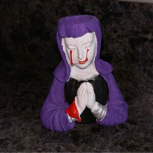 Spooky Halloween crying mini taper candle holder